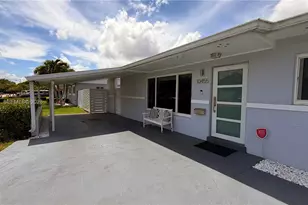 10455 SW 42nd Terrace, Miami, FL 33165 - Photo 3