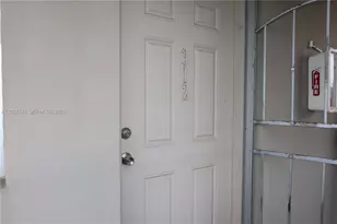 1850 NE 169th St, North Miami Beach, FL 33162 - Photo 27