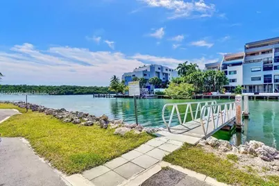 400 Kings Point Dr #309, Sunny Isles Beach, FL 33160 - Photo 33