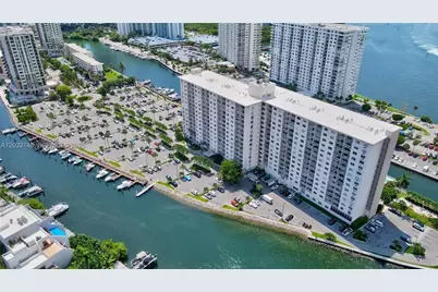 400 Kings Point Dr #309, Sunny Isles Beach, FL 33160 - Photo 31