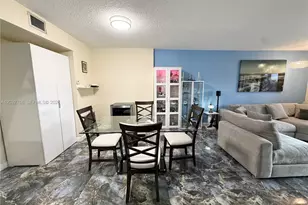 4200 Hillcrest Dr, Hollywood, FL 33021 - Photo 9