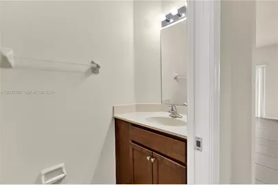 8620 NW 97th Ave #213, Doral, FL 33178 - Photo 9