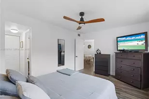 9340 Lagoon Pl, Davie, FL 33324 - Photo 9