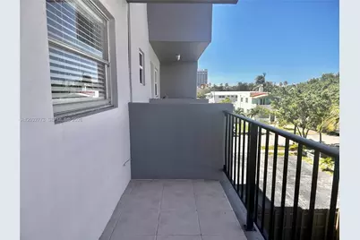 1750 Jefferson St #303, Hollywood, FL 33020 - Photo 17