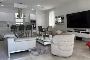 7433 NW 99th Ave, Doral, FL 33178 - Photo 7