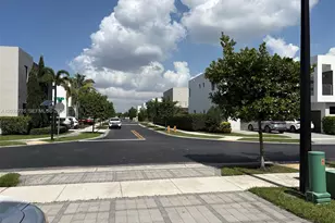 7433 NW 99th Ave, Doral, FL 33178 - Photo 29