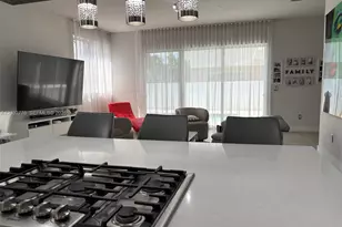 7433 NW 99th Ave, Doral, FL 33178 - Photo 11