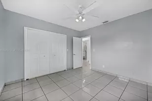 451 E 37th St, Hialeah, FL 33013 - Photo 21