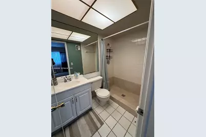 100 SE 6th Ave #207, Pompano Beach, FL 33060 - Photo 9