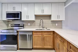 2940 N Course Dr, Pompano Beach, FL 33069 - Photo 15