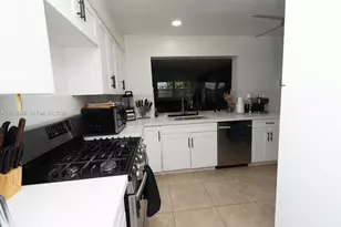 5941 NW 14th Ct, Sunrise, FL 33313 - Photo 5