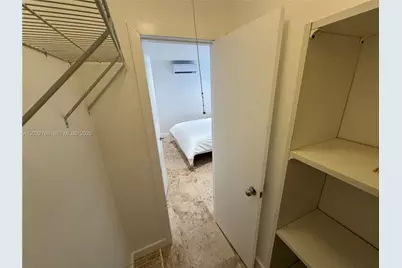901 SE 2nd Ct #3, Fort Lauderdale, FL 33301 - Photo 9