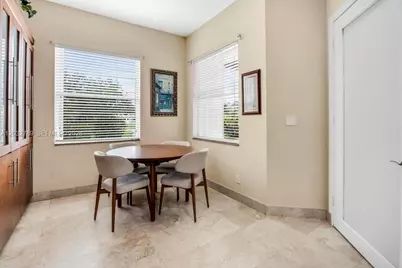 19301 Seneca Ave, Weston, FL 33332 - Photo 13