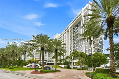 10275 Collins Ave #718, Bal Harbour, FL 33154 - Photo 37