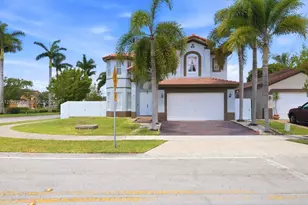 24174 SW 109th Path, Homestead, FL 33032 - Photo 9