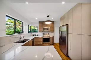 1172 NE 103rd St, Miami Shores, FL 33138 - Photo 5