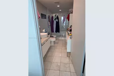 888 Biscayne Blvd #5107, Miami, FL 33132 - Photo 9