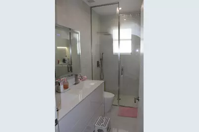 11024 W 35th Ln, Hialeah, FL 33018 - Photo 19