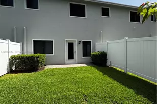 4860 Dillion St, Lake Worth, FL 33463 - Photo 13