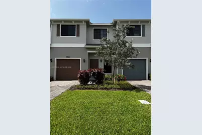 4860 Dillion St #4860, Lake Worth, FL 33463 - Photo 1