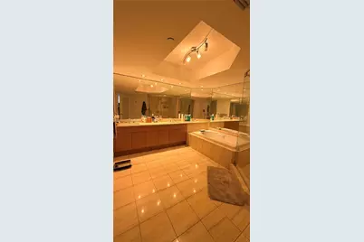 21205 Yacht Club Dr #1201, Aventura, FL 33180 - Photo 31