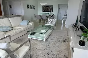 21205 Yacht Club Dr, Aventura, FL 33180 - Photo 13