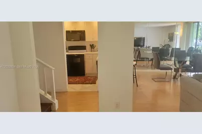 3401 N Country Club Dr #110, Aventura, FL 33180 - Photo 9