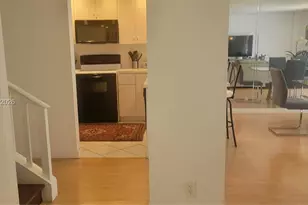 3401 N Country Club Dr, Aventura, FL 33180 - Photo 9