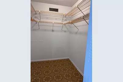 16950 W Dixie Hwy A232 Hwy #232, North Miami Beach, FL 33160 - Photo 11