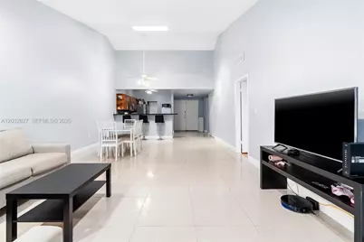 505 NE 199th Ln #2A, Miami, FL 33179 - Photo 13