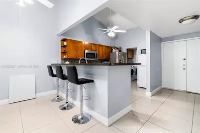505 NE 199th Ln #2A, Miami, FL 33179 - Photo 7