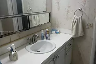 7610 Stirling Rd, Davie, FL 33024 - Photo 13