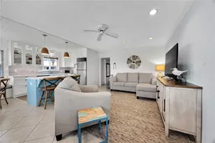 1050 SW 11th St, Hallandale Beach, FL 33009 - Photo 9