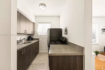 7340 Harding Ave #15, Miami Beach, FL 33141 - Photo 3