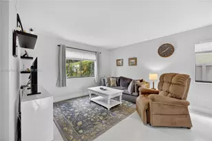 8210 SW 96th Ct, Miami, FL 33173 - Photo 5