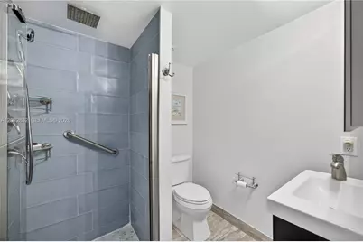 8210 SW 96th Ct, Miami, FL 33173 - Photo 41