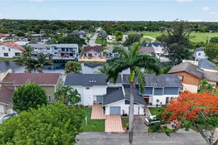 8210 SW 96th Ct, Miami, FL 33173 - Photo 59