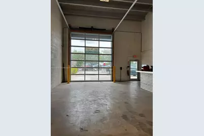 10810 NW 22nd St, Sweetwater, FL 33172 - Photo 3