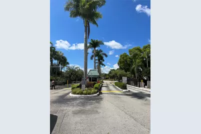 8600 SW 133rd Ave Rd #304, Miami, FL 33183 - Photo 5