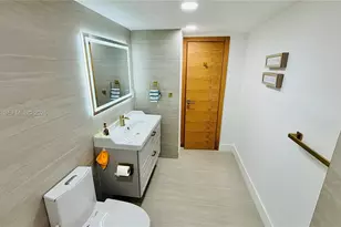 11111 NE Biscayne Blvd, Miami, FL 33181 - Photo 45
