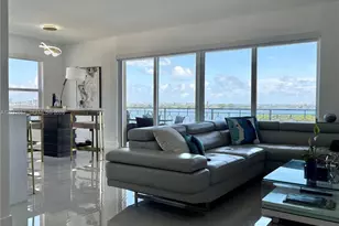 11111 NE Biscayne Blvd, Miami, FL 33181 - Photo 9