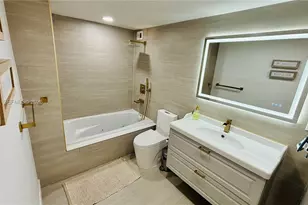 11111 NE Biscayne Blvd, Miami, FL 33181 - Photo 39