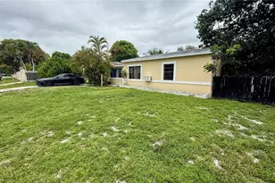 261 NW 139th St, Miami, FL 33168 - Photo 27