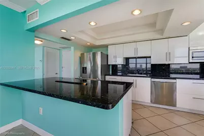 11930 N Bayshore Dr #909, North Miami, FL 33181 - Photo 3