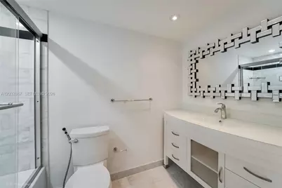 11930 N Bayshore Dr #909, North Miami, FL 33181 - Photo 9
