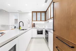 2200 Brickell Ave, Miami, FL 33129 - Photo 11