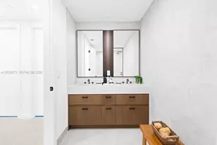 2200 Brickell Ave, Miami, FL 33129 - Photo 19