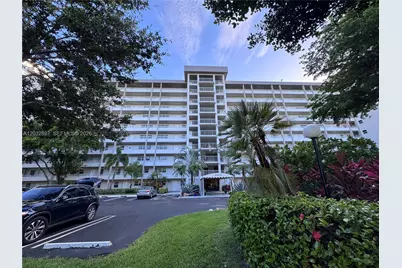 575 Oaks Ln #1008, Pompano Beach, FL 33069 - Photo 15