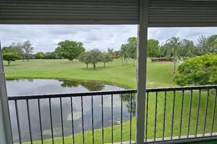 9823 S Hollybrook Lake Dr, Pembroke Pines, FL 33025 - Photo 27