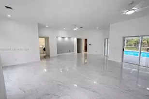 5513 Palmetto Dr, Fort Pierce, FL 34982 - Photo 5